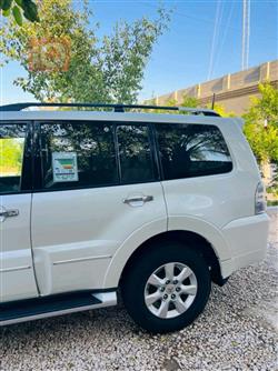 ميتسوبيشي باجيرو